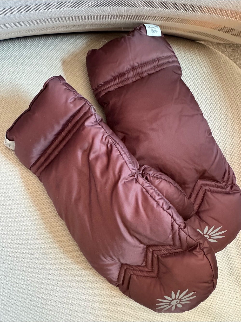 Skhoop Mittens